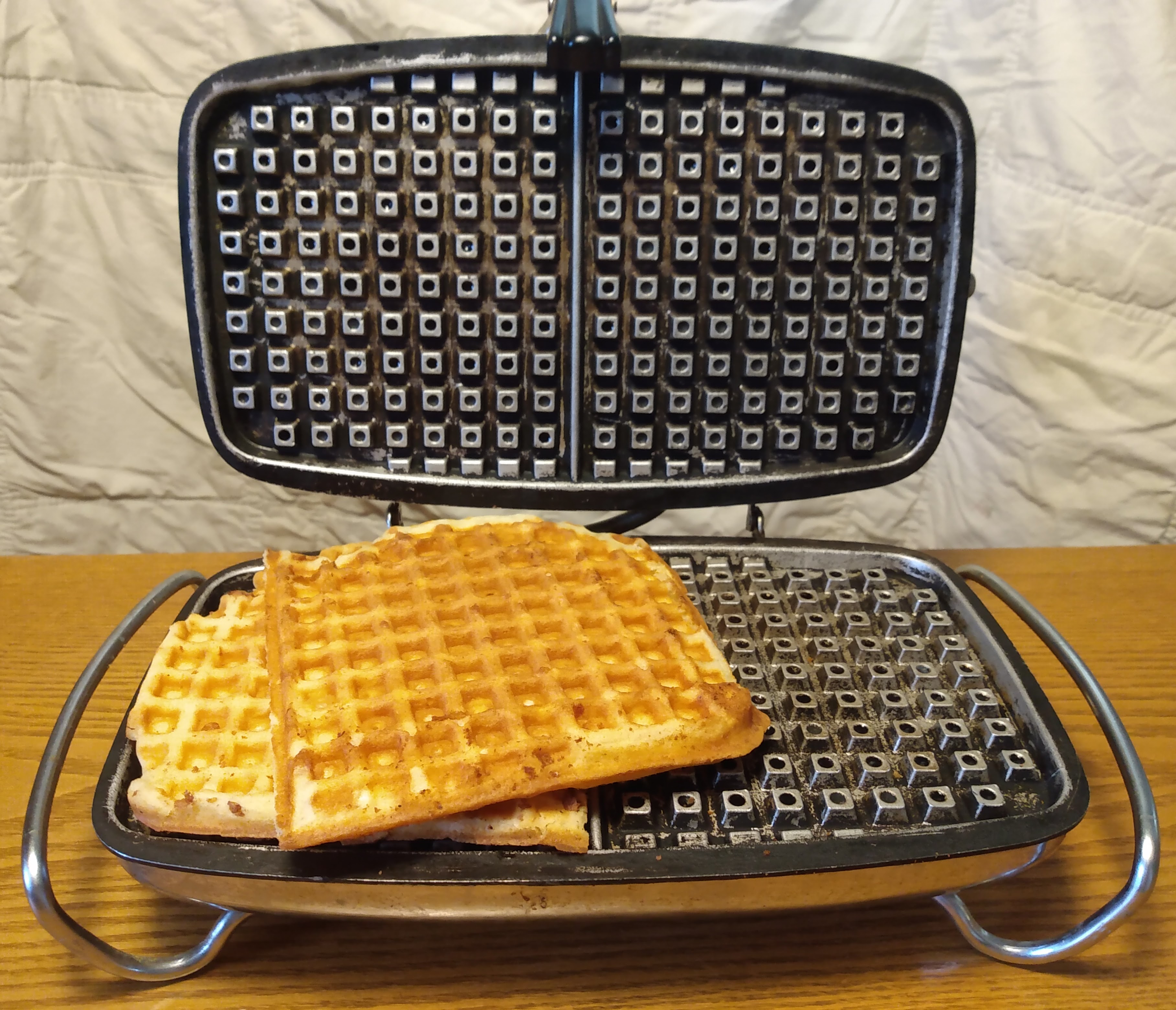 vintage waffle iron