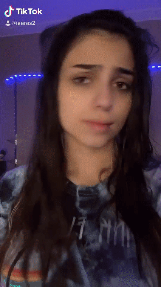 호불호 갈리는 변신 틱톡녀 - 디쁠