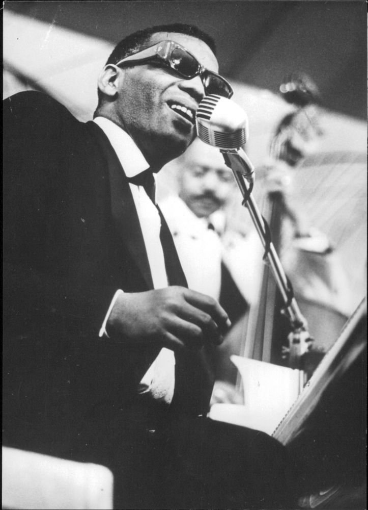 Ray Charles Video Museum: Ray Charles Is In Town - Chronology 1964