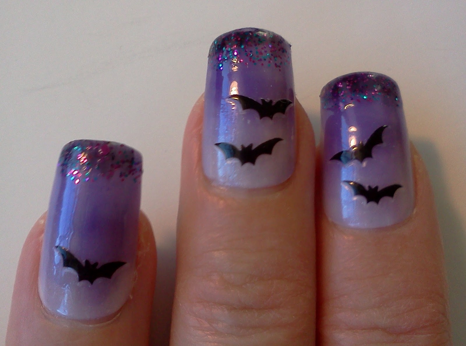 Great Lashing Halloween Nails Bat Girl