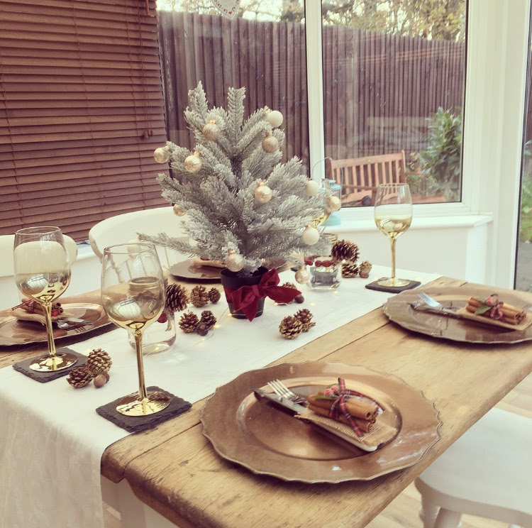 Style your table for Christmas Lunch - On a Budget | Dove Cottage