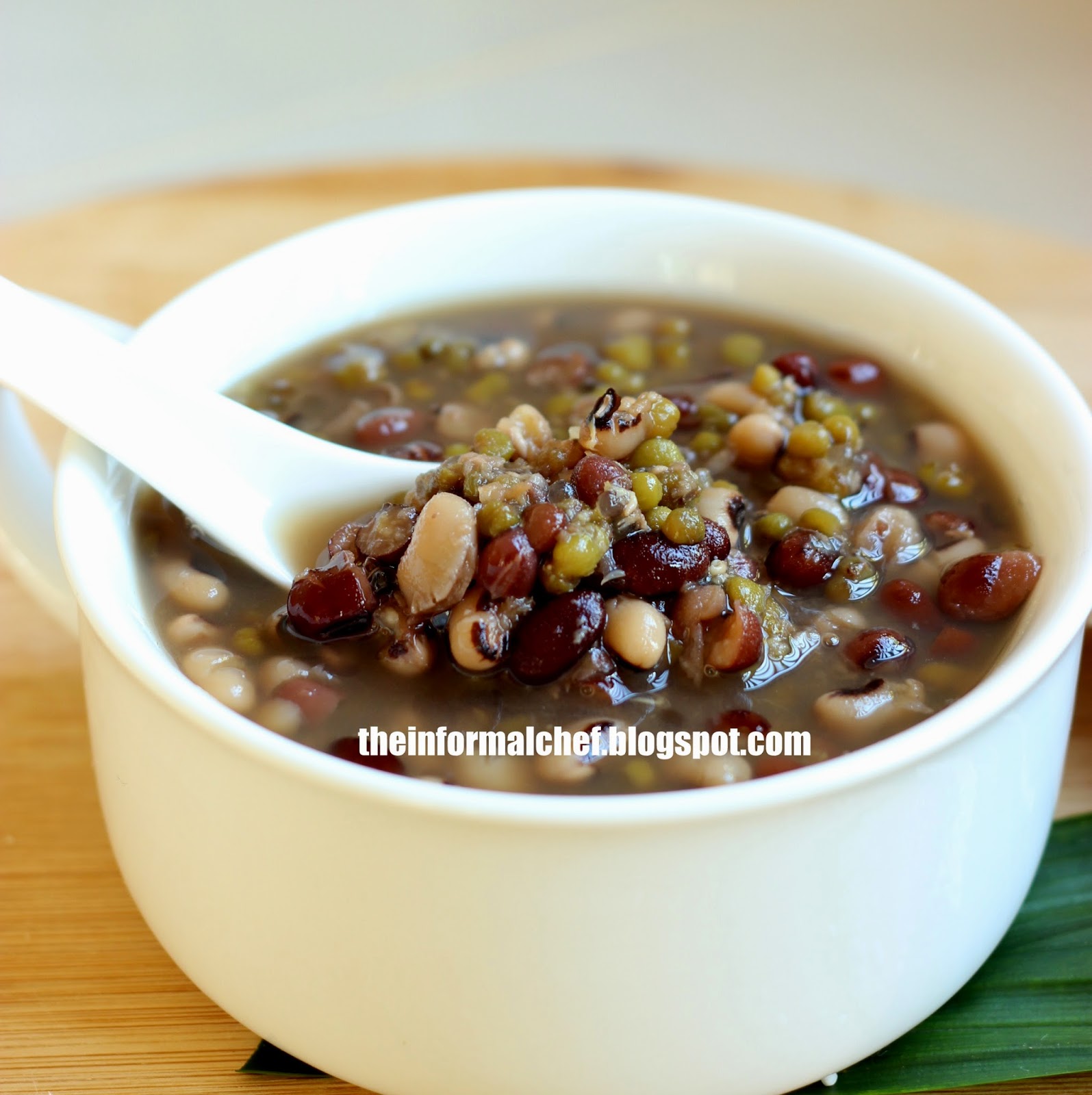 The Informal Chef: Beans Revisited - Chinese Mixed Beans Dessert 三豆塘水