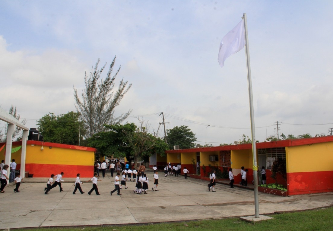 Certifican a la escuela Vicente Guerrero