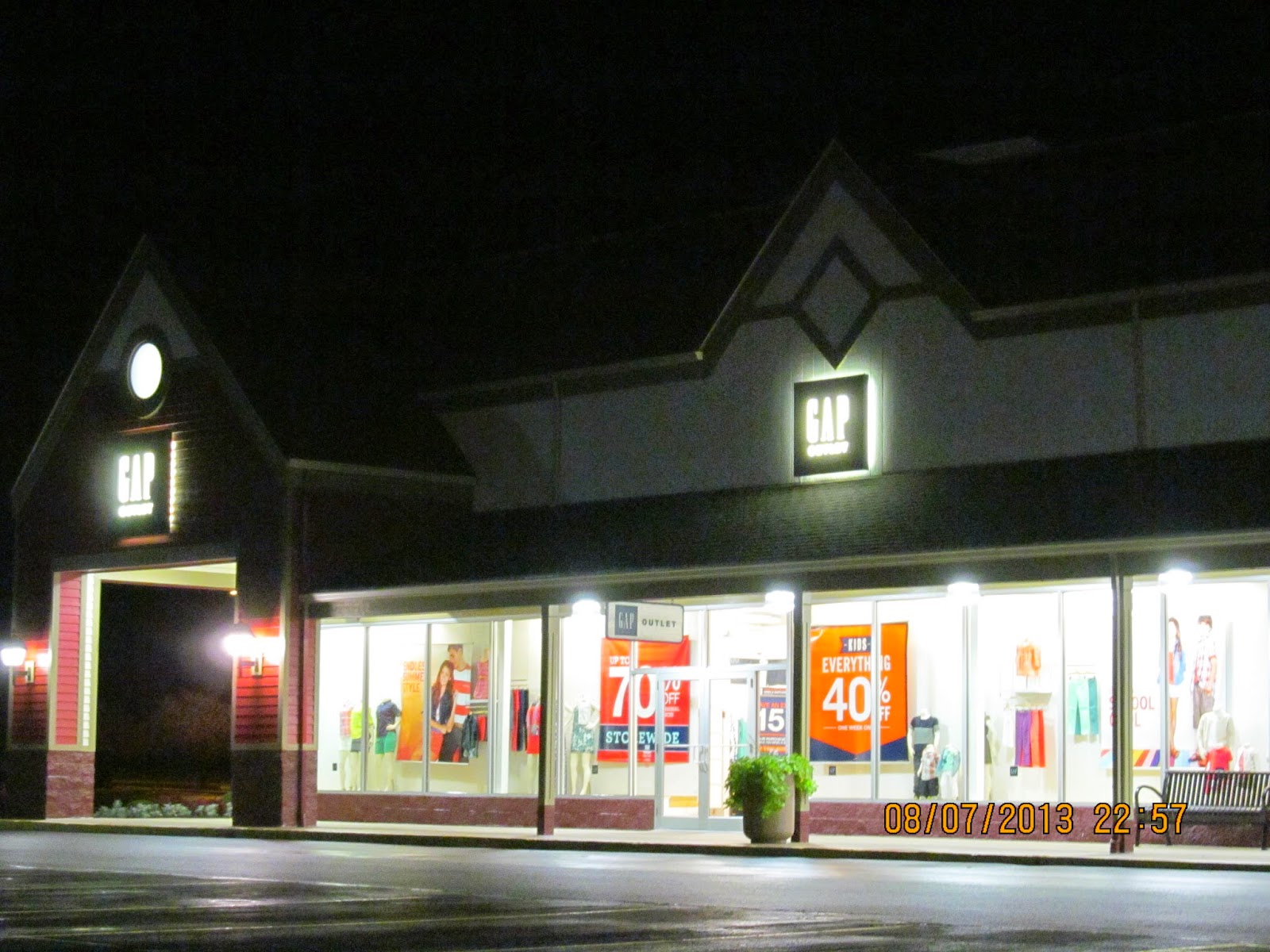 Tuscola Outlet Mall Stores List