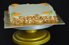 CARROT CAKE WITH CREAM CHEESE