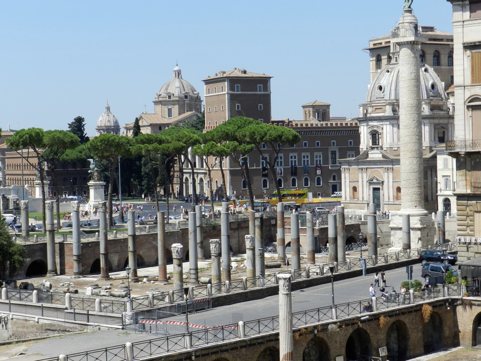 ROMA, CAPUT MUNDI BASILICA ULPIA FORO DE TRAJANO (II)
