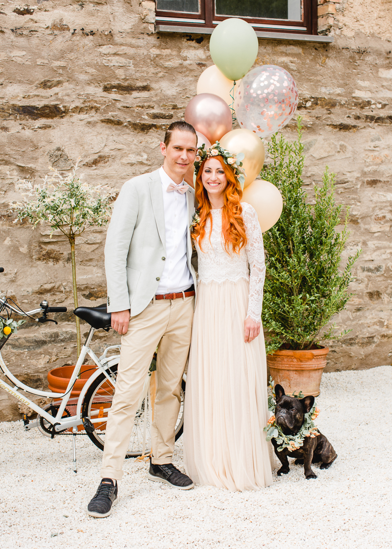 images by Liebe im Licht Hochzeitsfotografie german weddings styling colour theme terracotta country style