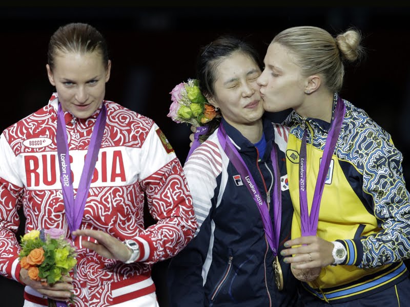 Dorothy Surrenders Sgalgg Olympic Kiss Edition