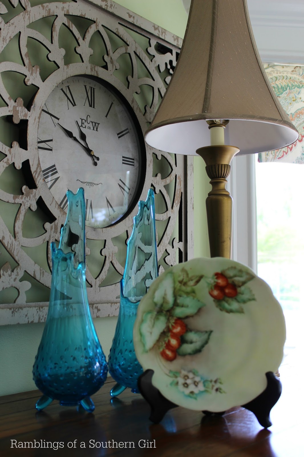 Ramblings of a Southern Girl: Strawberry Season - Decorating & Recipe