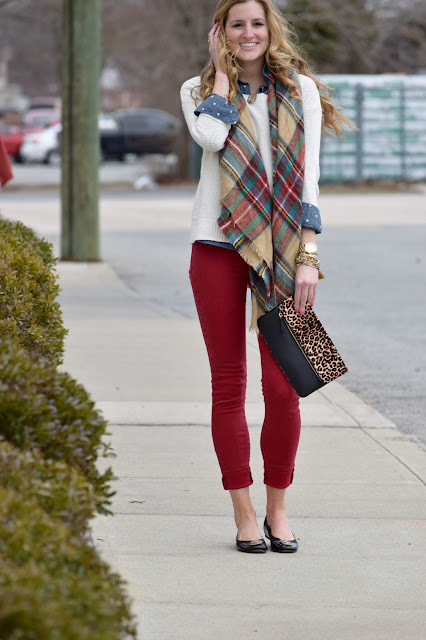 & don't forget to check out those red Anthropologie pants in the widget ...
