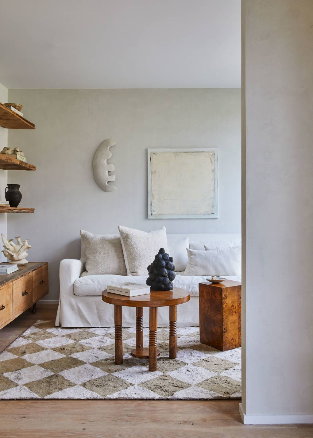 Decor | Athena Calderone's Beach House, Amagansett, New York