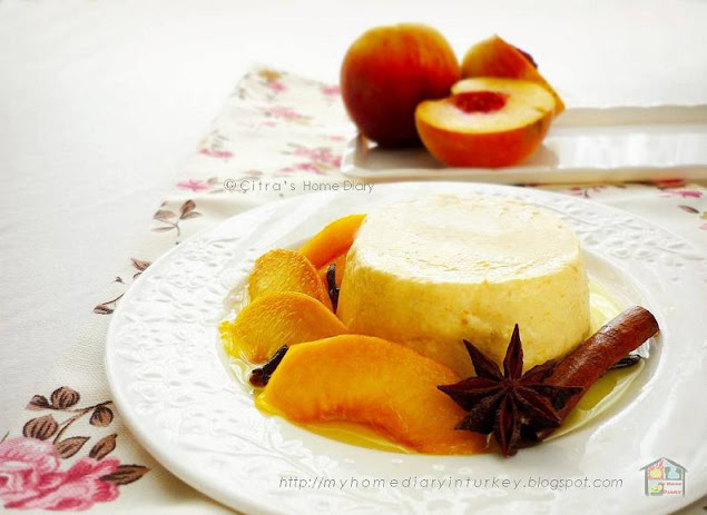 Peach Cheese Panna Cotta | Çitra's Home Diary. #pannacotta #peachcompote #dessertpeach #peach #pudding #creamysweets