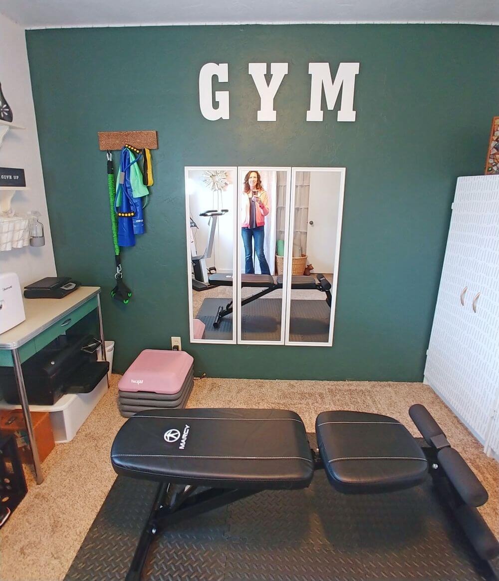 Diy Mirror Wall Gym / Diy Mirror Wall Home Gym On A Dime Tami In