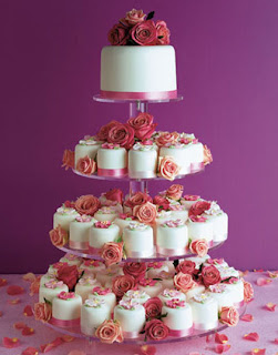 Bolo de Casamento Clássico - Inspirações bolo+noivos13 - Bolo de Casamento Clássico - Inspirações