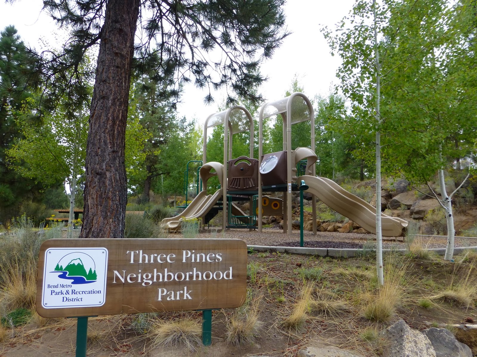 Three Pines Park (Bend)