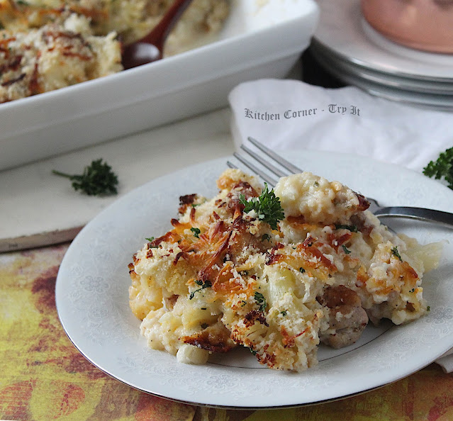Baked Cauliflower and Chicken With Cheese Sauce