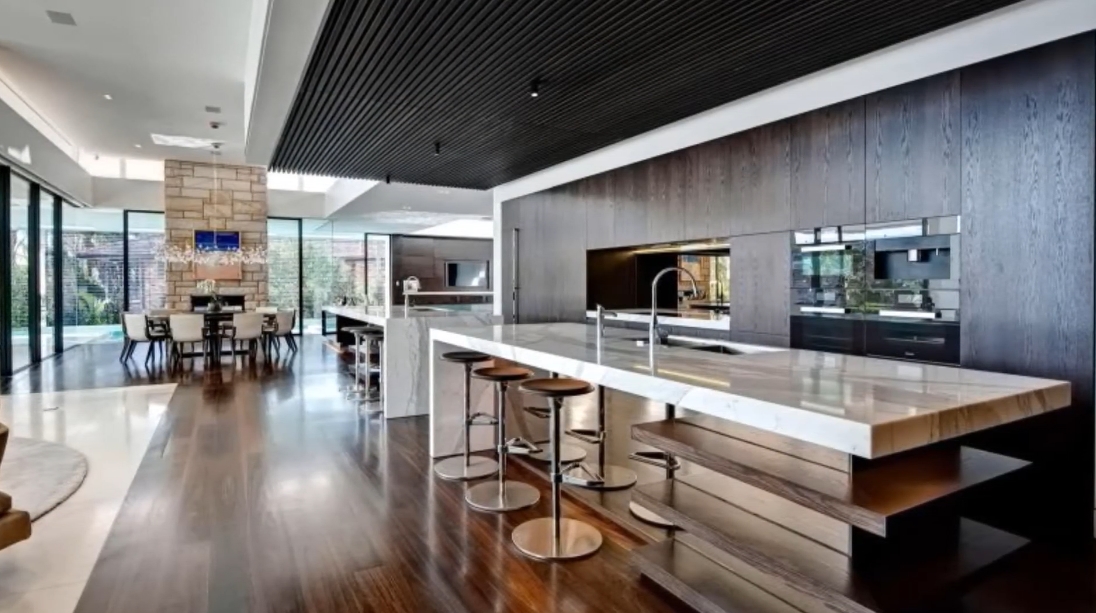 32 Interior Design Photos vs. Nautilus Residence Sydney Luxury Home Tour