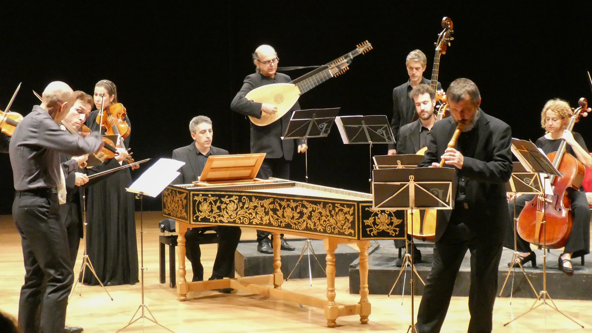 LA DECIMA. AULA DE LA EXPERIENCIA. UNIVERSIDAD DE SEVILLA LA ORQUESTA