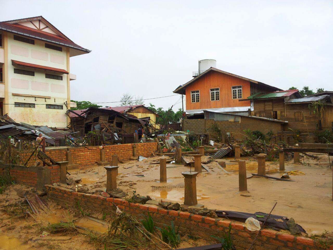 EDUkasi Kesan Banjir 2014 Di Dabong, Kelantan