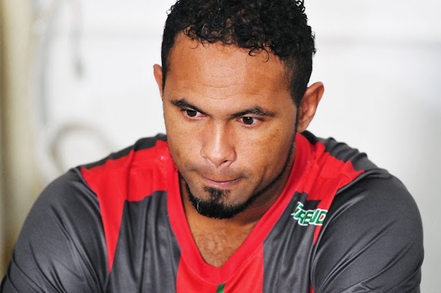 Presidente do Flu de Feira confirma negociação com o goleiro Bruno