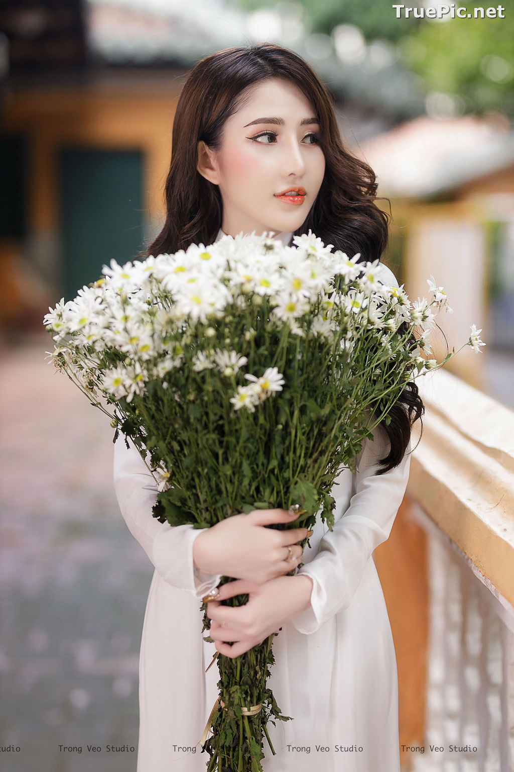 Image The Beauty of Vietnamese Girls with Traditional Dress (Ao Dai) #3 - TruePic.net - Picture-24