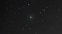 Kometa 46P/Wirtanen, zdjęcie z 03.12.2018 r. Credit: Marion Haligowski, Lancaster, Stany Zjednoczone. Według oceny autora, koma jest już bardzo duża, powyżej 1 stopnia średnicy, z jasnością jądra około 5,0 mag. Canon 80D + Canon 200 mm f/2.8L, ISO 800, f/3.5, ekspozycja 83x20 sek.