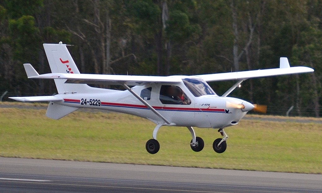 Central Queensland Plane Spotting Learning to Fly with Gladstone