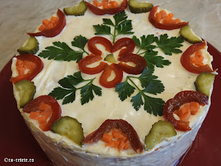 Salata de boeuf traditionala reteta de casa cu pui retete mancare gustare garnitura aperitive craciun pasti revelion carne legume maioneza olivier a la russe,