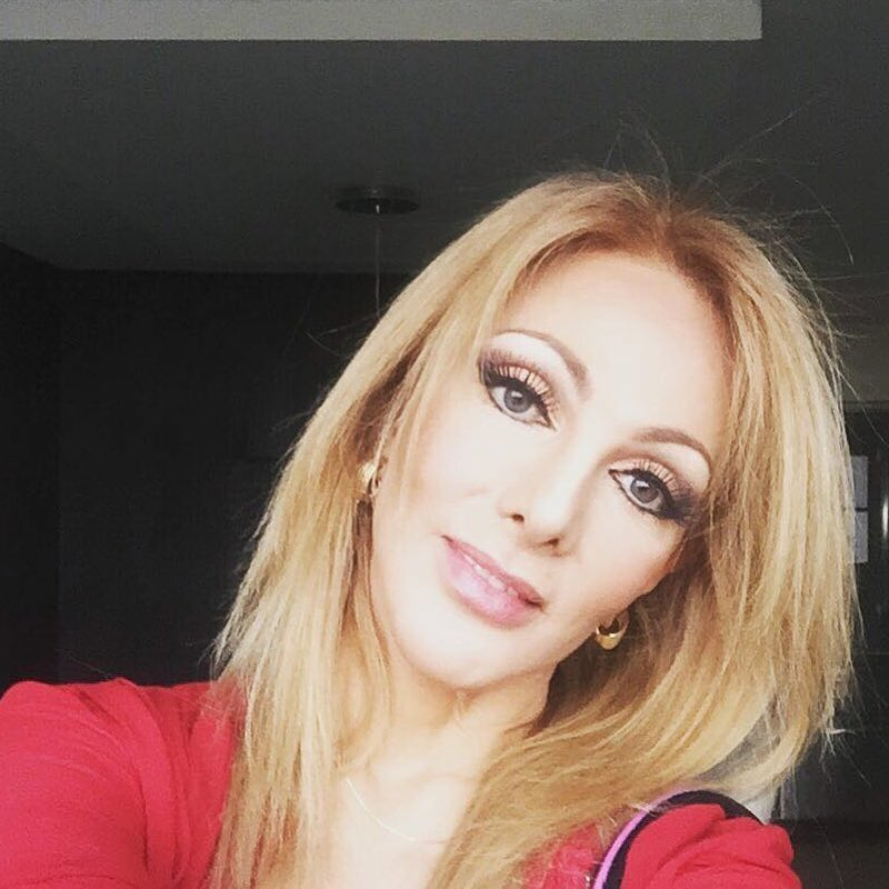 Olivia Collins tiene 61 años y se ve&mldr; ¡Espectacular! | Platiqueme Algo