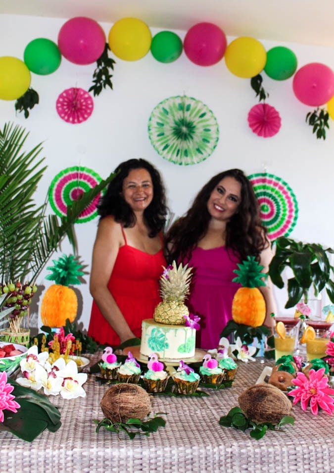 Tropical Theme Party On a Budget