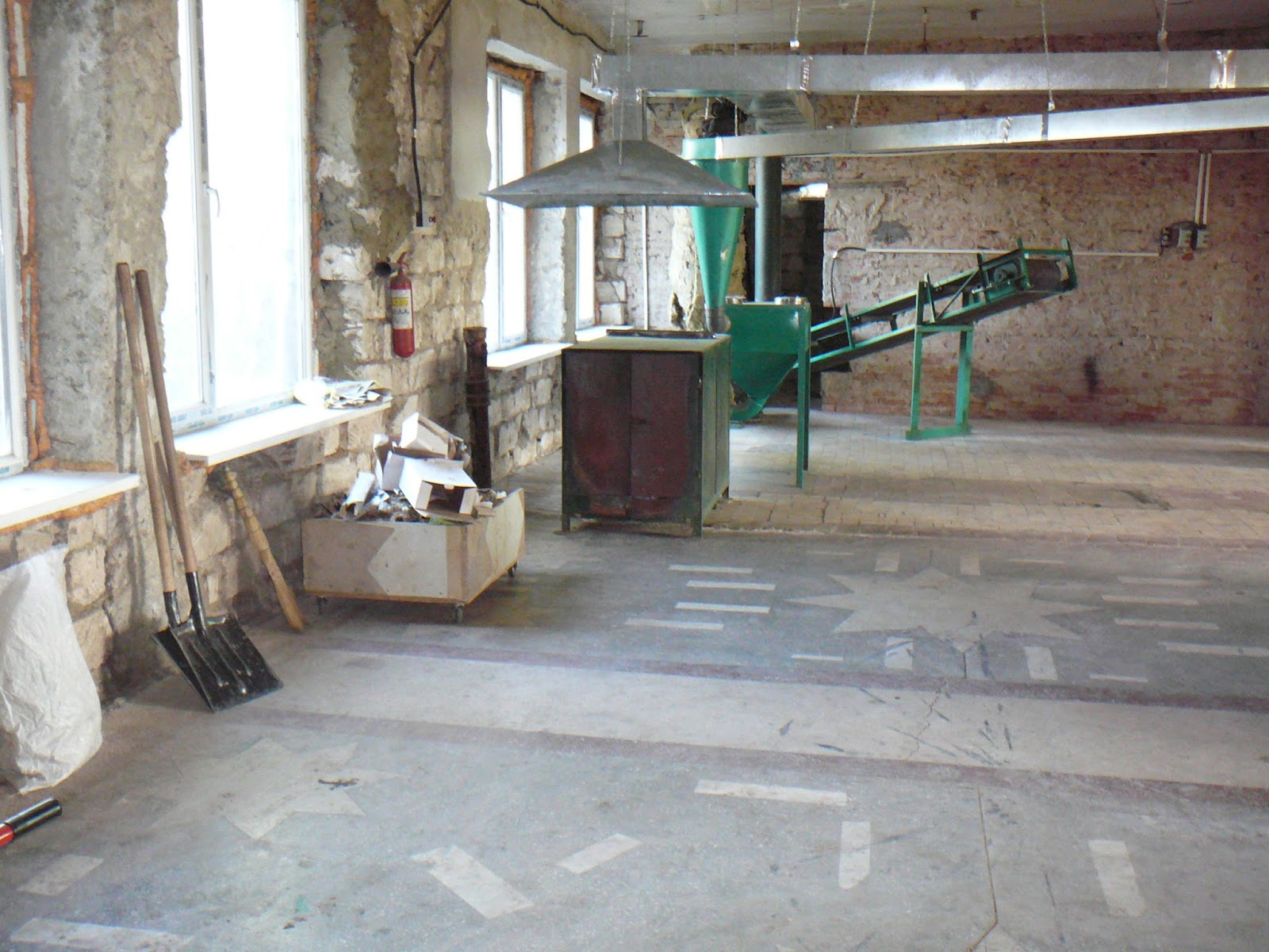 MOLDOVA NISPORENI REAL ESTATE FOR SALE