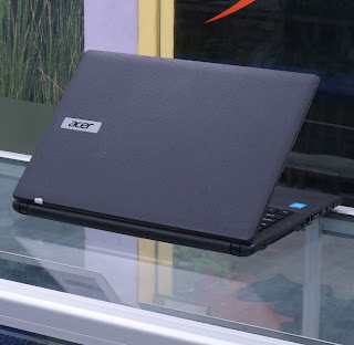 Acer ES1-411 Bekas Di Malang