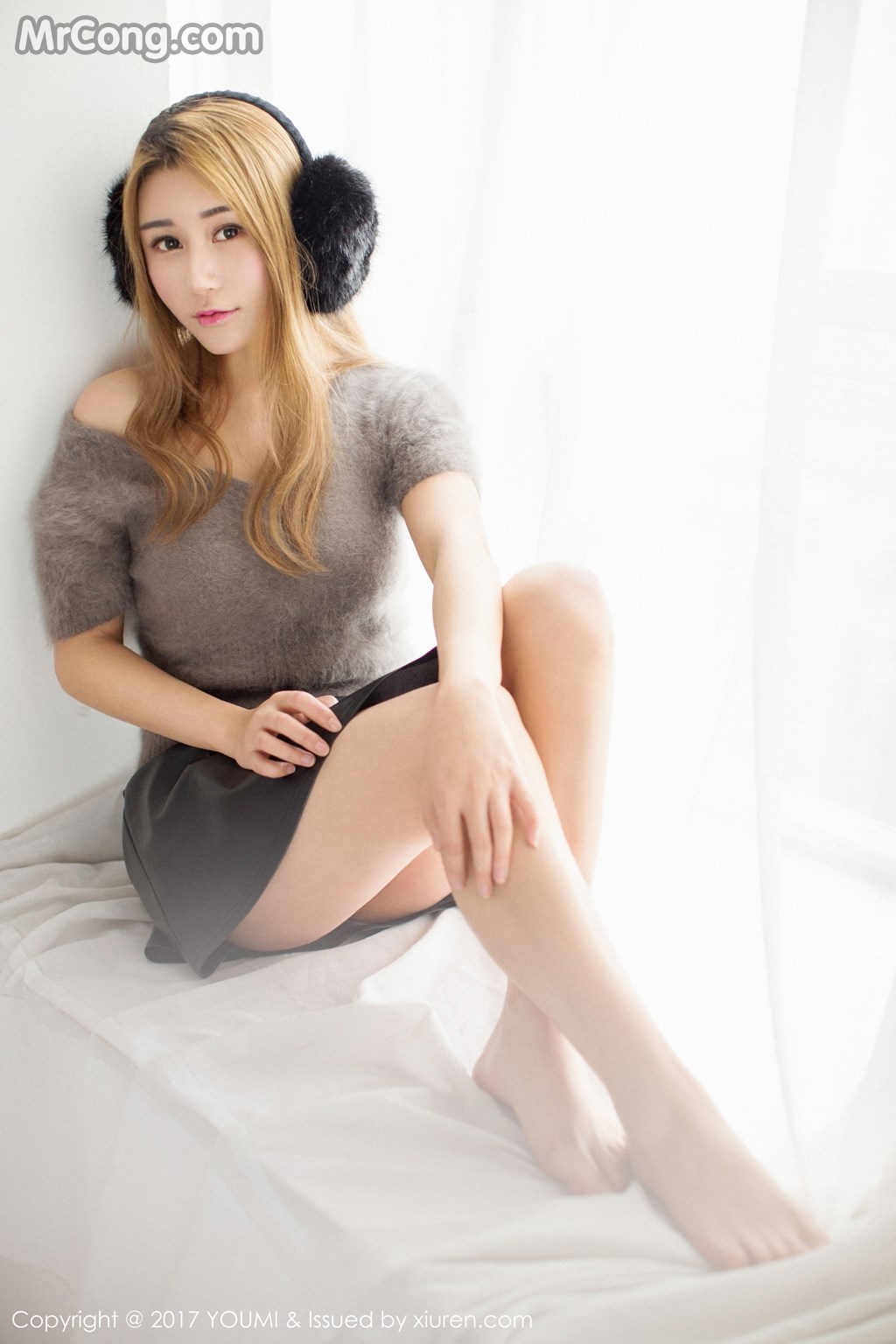 YouMi Vol.008: Model Song Zi Nuo (宋 梓 诺 Bee) (57 photos)