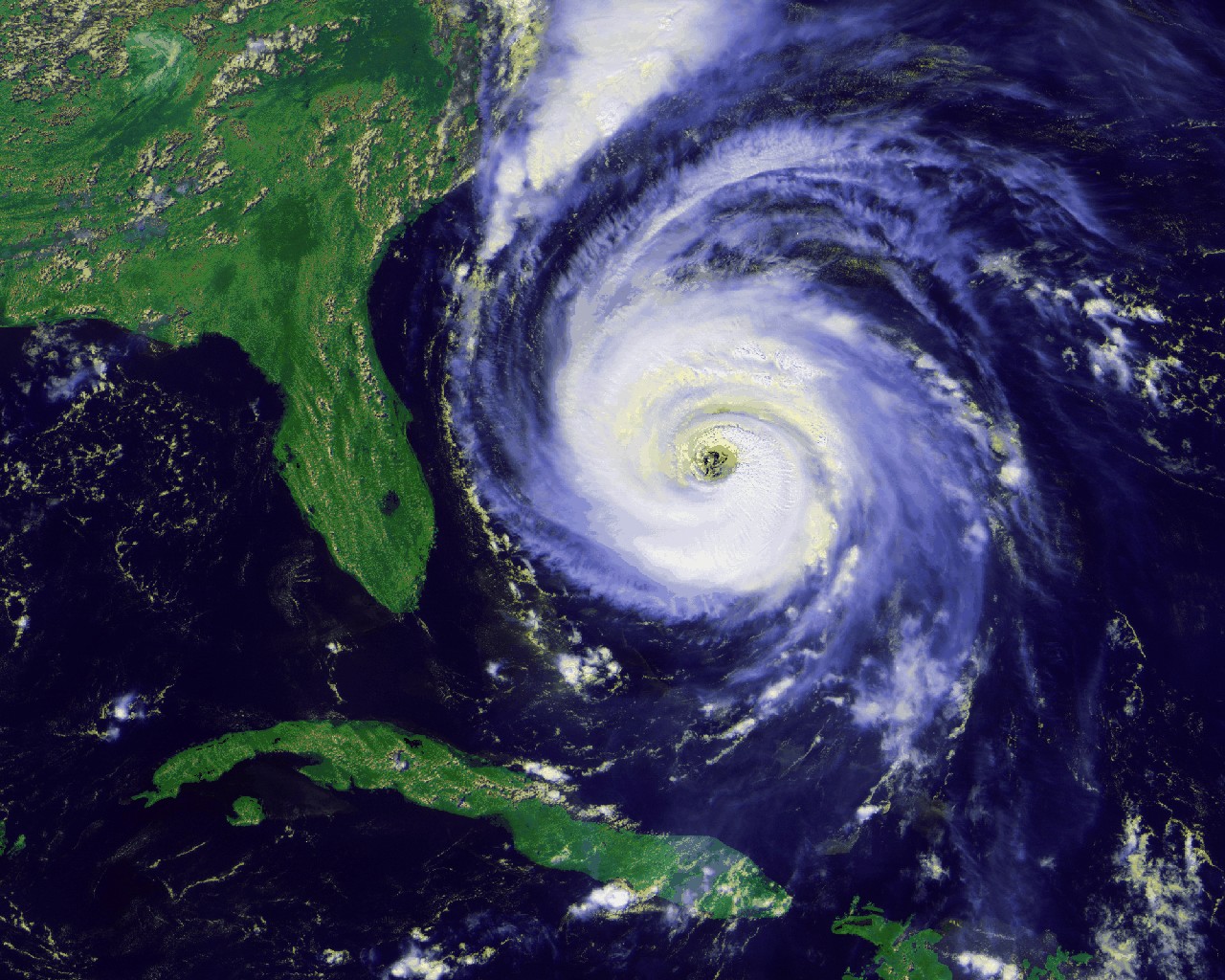 Hurricane Alicia (1983): Images Of Destruction & Resilience - mlo7d19