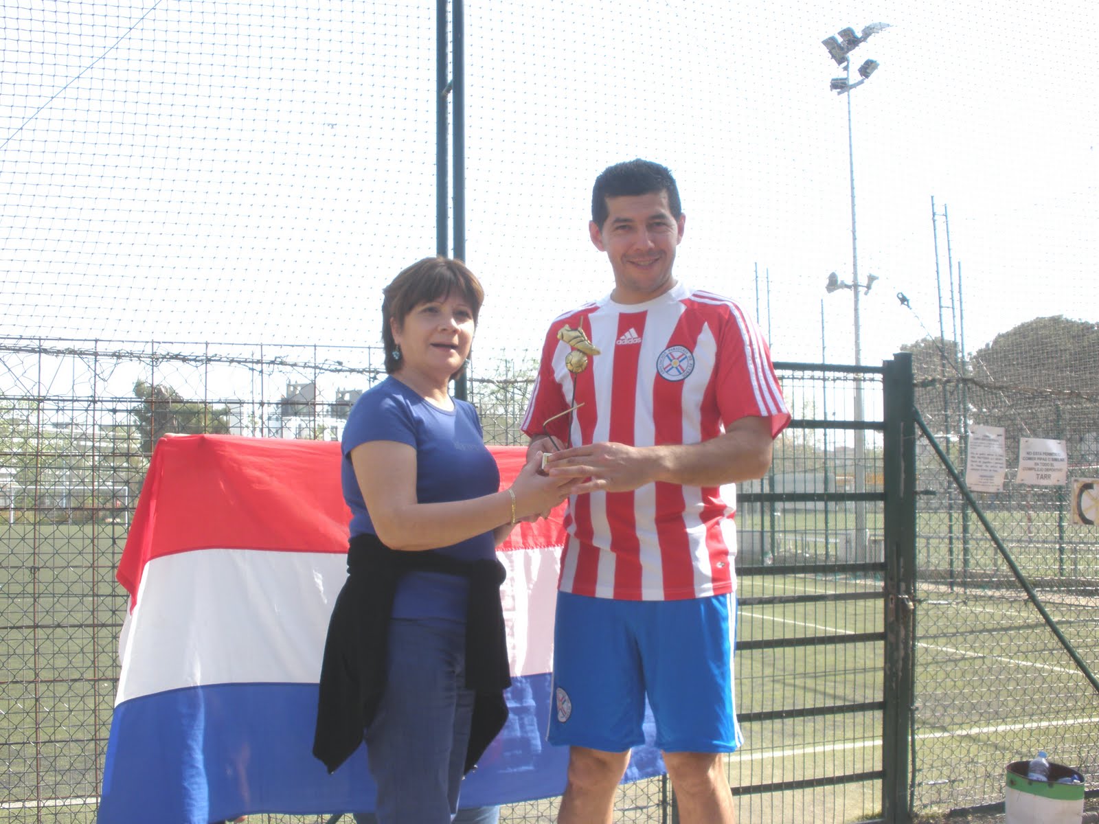 Paraguayos y Amigos del Paraguay Campeonato de Futbol 10 de abril 2011