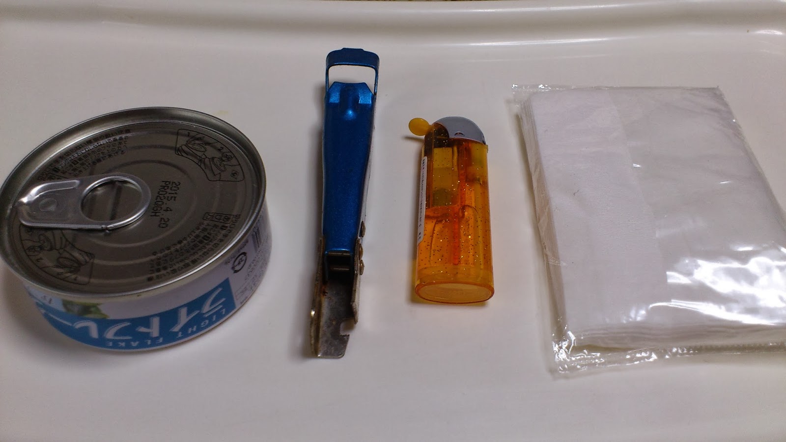 TomoChan Store Canned tuna lamp