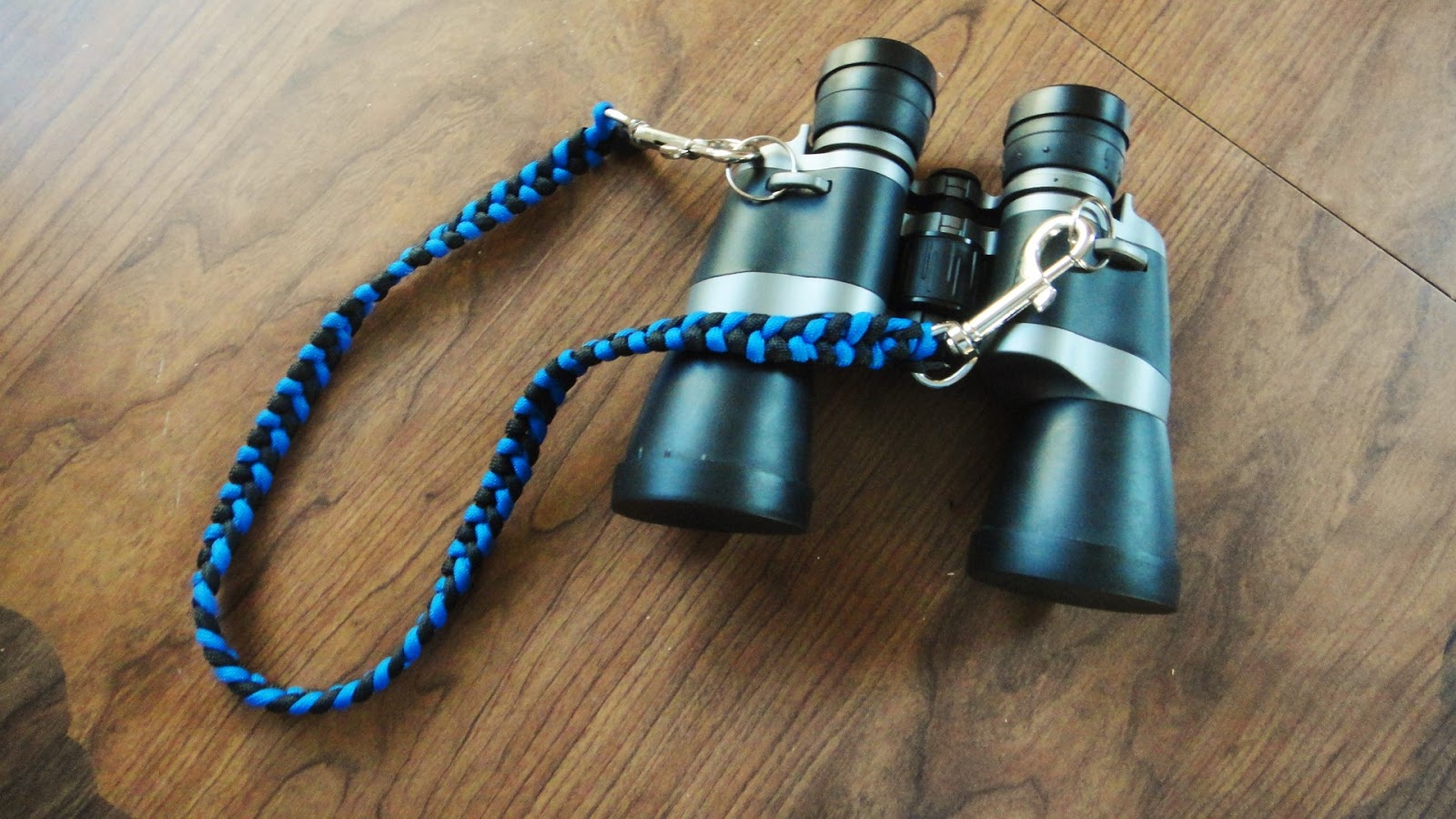 The Tinkers Paracord Binoculars Neck Strap Project