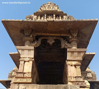 लक्ष्मण मंदिर खजुराहो - Lakshman Temple Khajuraho