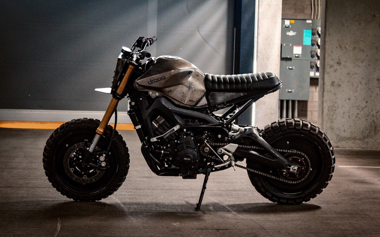 Yamaha MT 07 Скрамблер