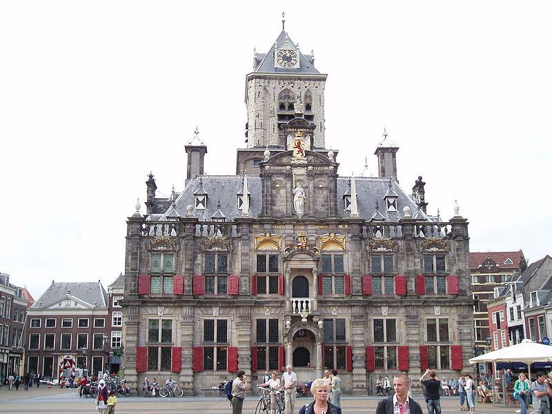 Tràng an Travel: Khám phá vẻ đẹp của Tòa thị chính Delft