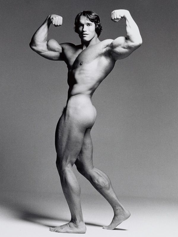 Calum Von Moger Naked