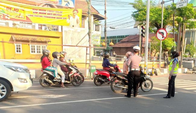 Satlantas Polres Kendal Gelar Ops Yustisi di Jalan Lingkar Purin dan Kota Kendal