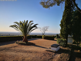 GARDEN / Jardim do Penedo Monteiro, Castelo de Vide, Portugal
