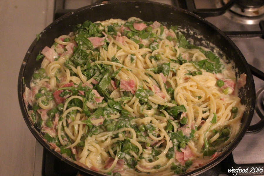 WesFood - Herr Westerhausen kocht ...: Sahnige Schinkennudeln mit ...