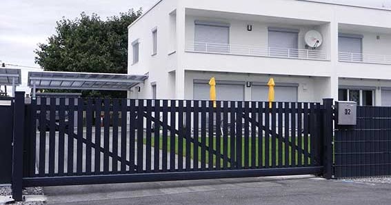 Inspirasi Pagar Minimalis Murah Bandung untuk Estetika ...