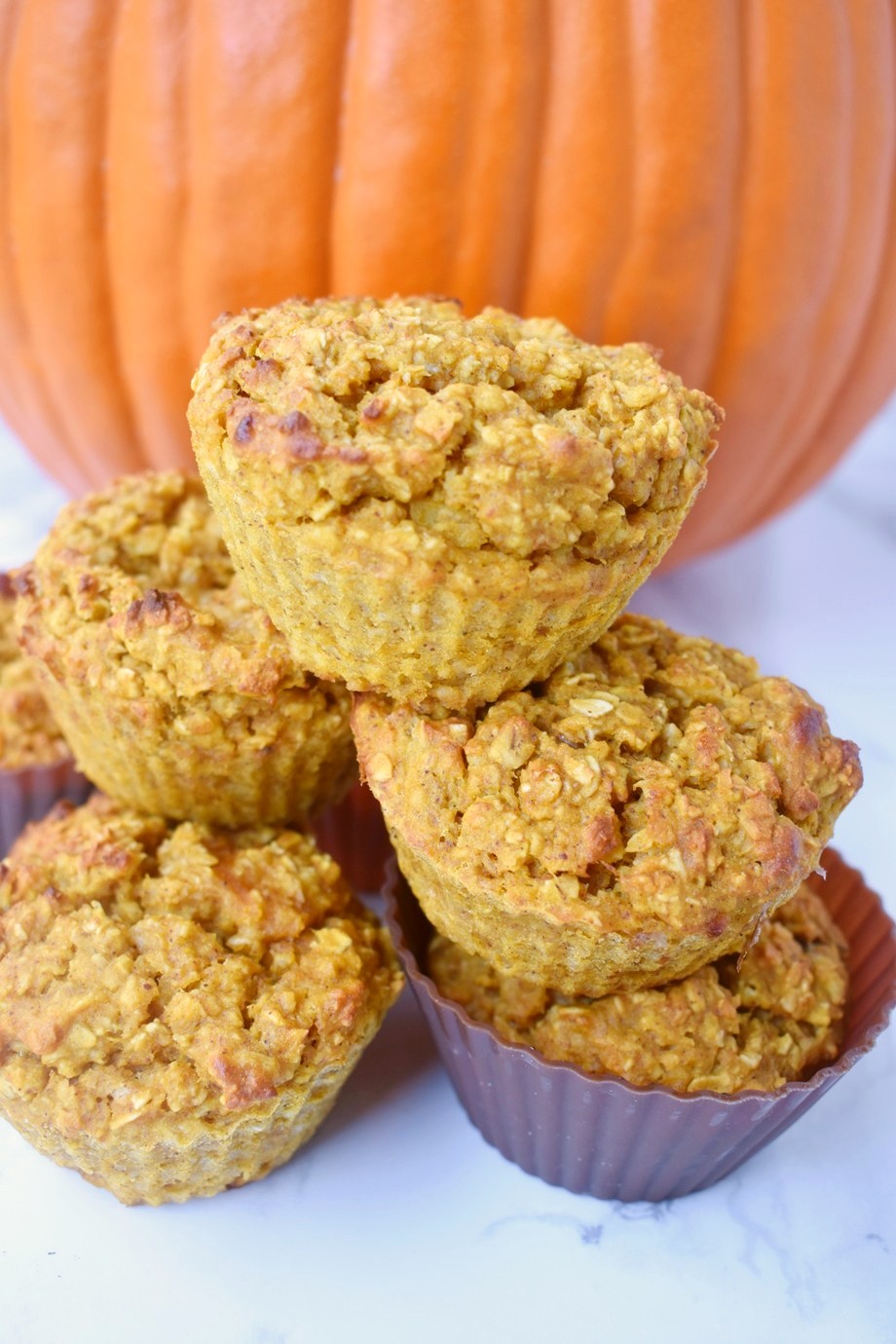 Pumpkin Baked Oatmeal Cups | The Nutritionist Reviews