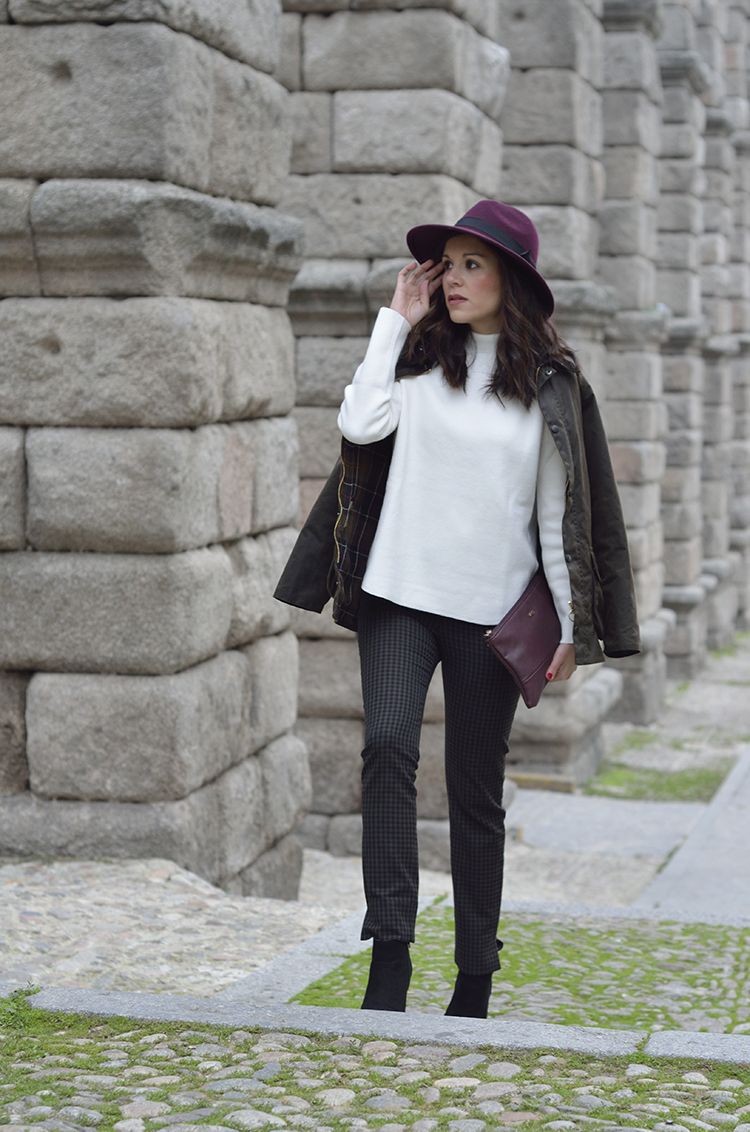 trends_gallery_fashion_blogger_segovia_lifestyle_look