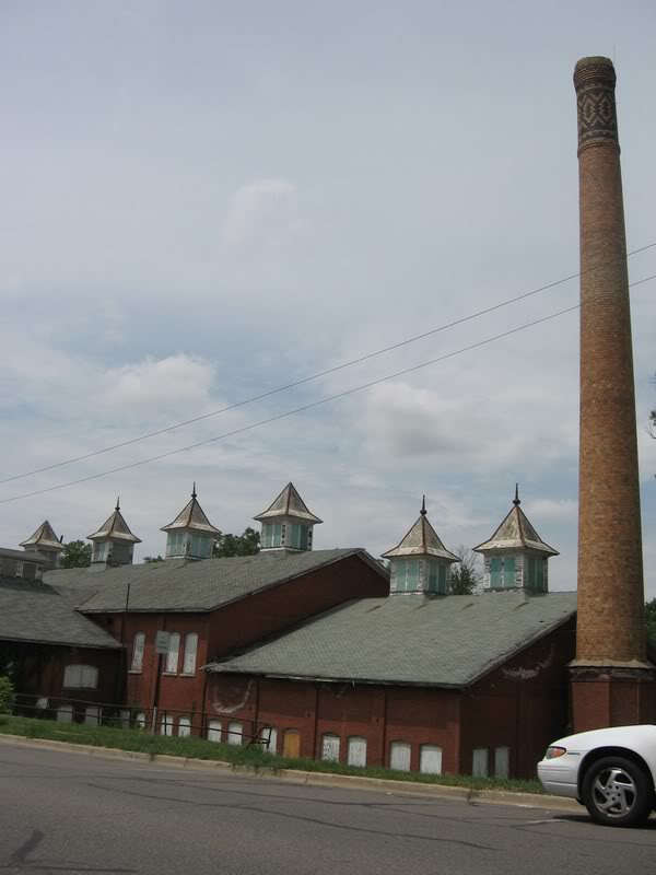 nailhed Michigan Staples