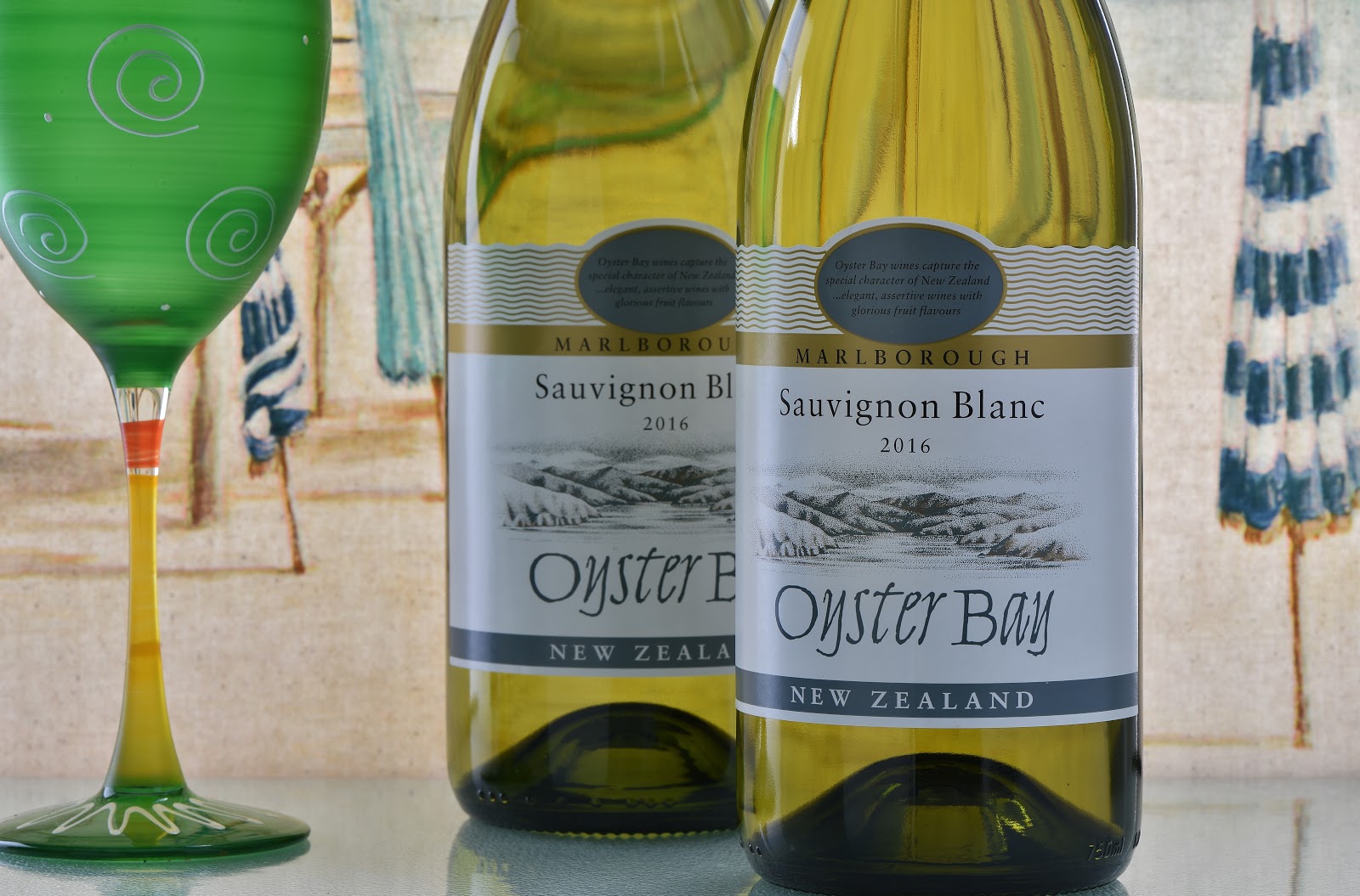 Sauvignon new zealand. Вино Oyster Bay Sauvignon Blanc. Sauvignon Blanc New Zealand красное. Вино Oyster Bay, Marlborough.