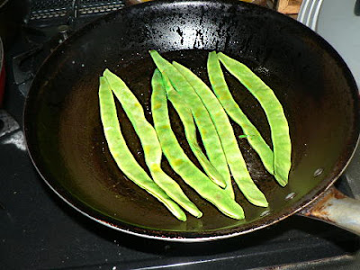 さやを焼く